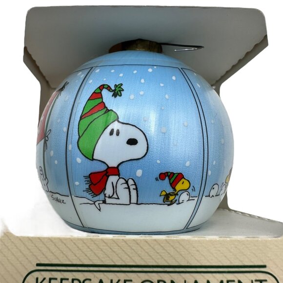 Hallmark Keepsake Ornament  Peanuts Snoopy Merry Christmas 1984 Collectible - Picture 2 of 10